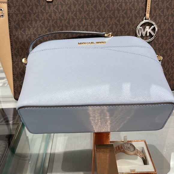 MICHAEL KORS
Jet Set Travel Medium Dome Crossbody Bag
Pale Blue 
NWT - Picture 9 of 16